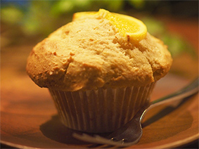 オレンジとキャロブのマフィン